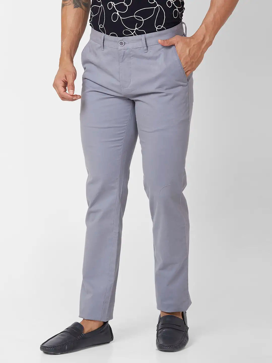 Parx Slim Fit Solid Medium Khaki Trouser