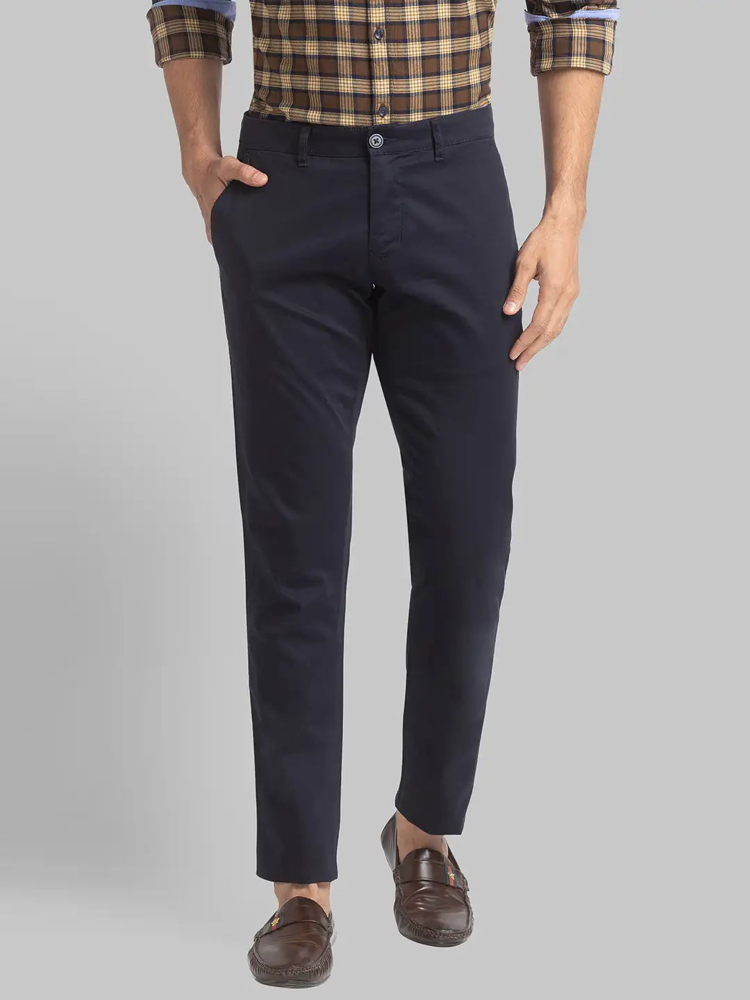 Men Tapered Fit Light Fawn Trouser