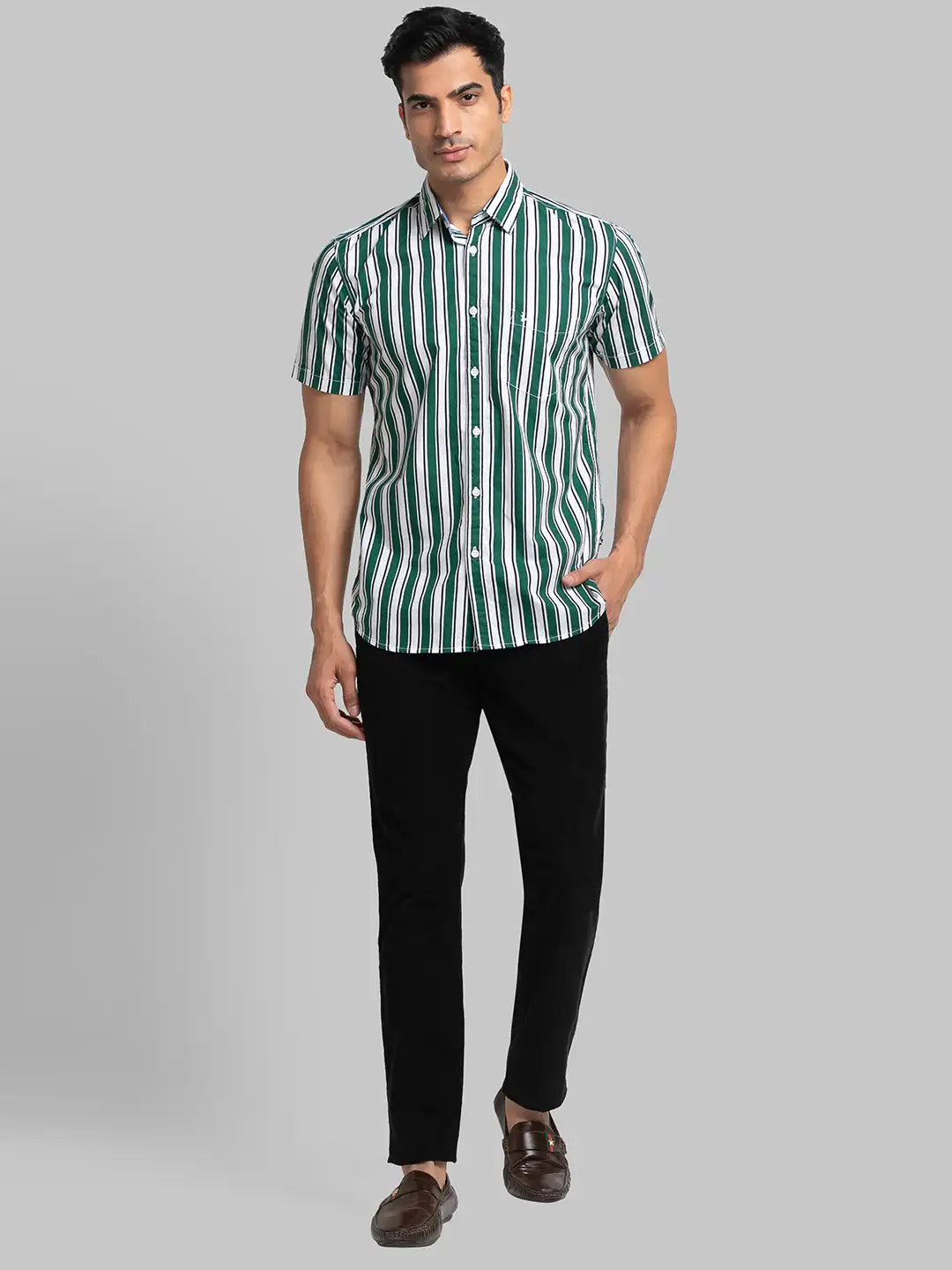 Men Tapered Fit Green Trouser