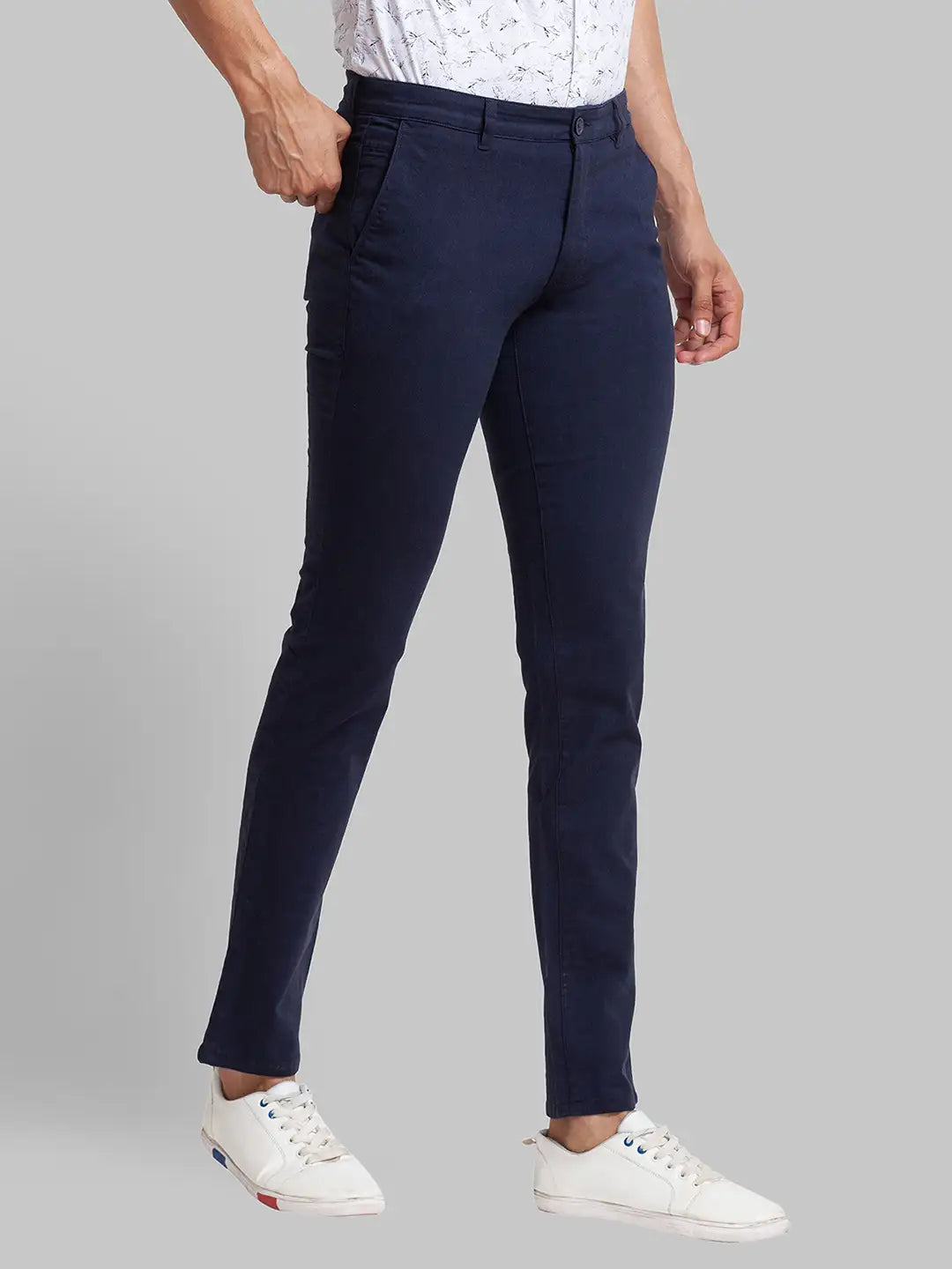 Men Tapered Fit Black Chinos & Trouser