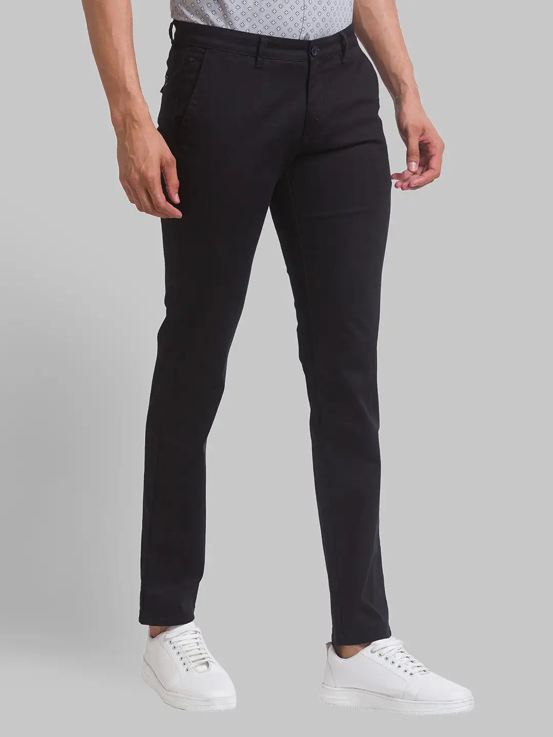 Men Tapered Fit Khaki Chinos & Trouser