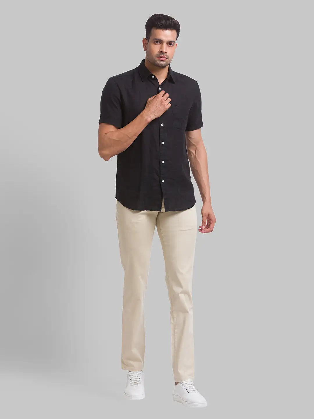 Men Tapered Fit White Chinos & Trouser