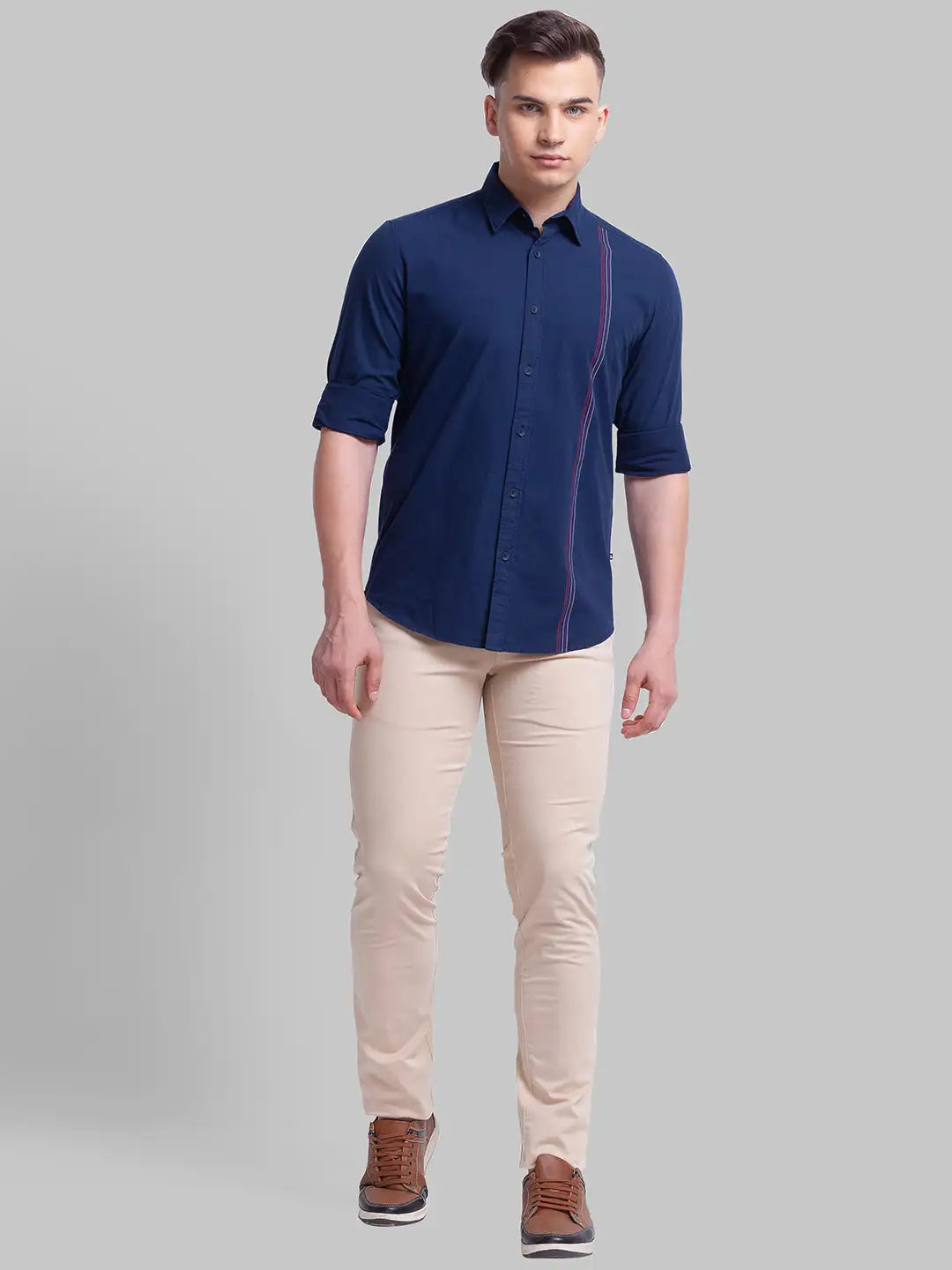 Men Tapered Fit Green Trouser