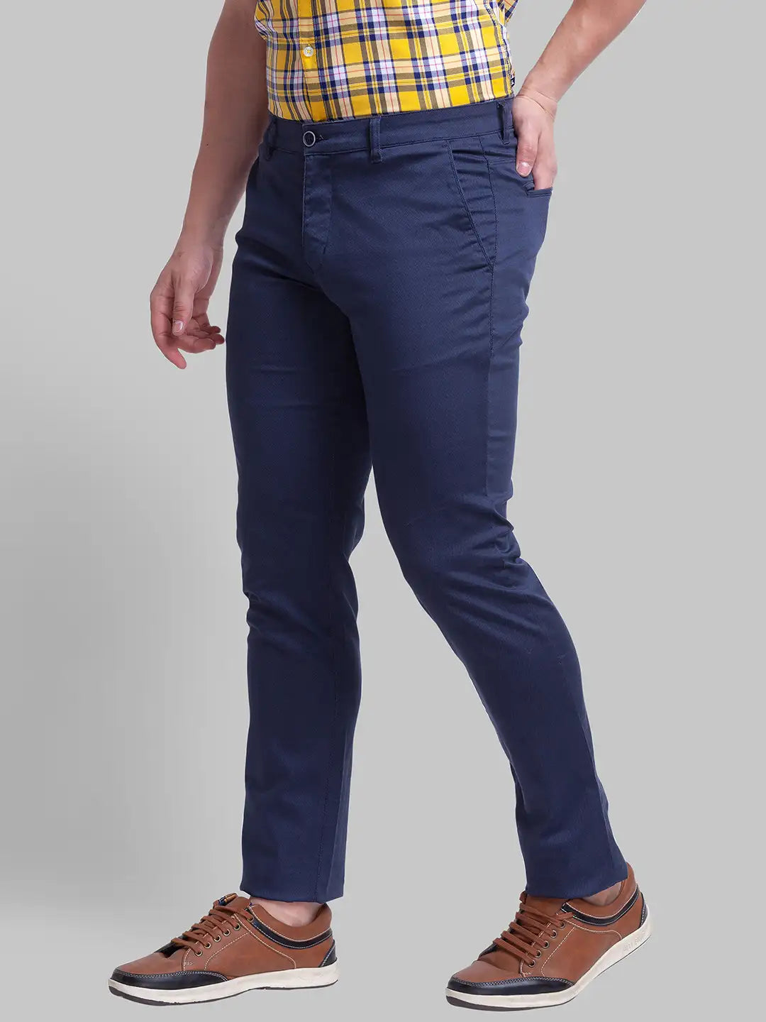 Men Tapered Fit Green Chinos