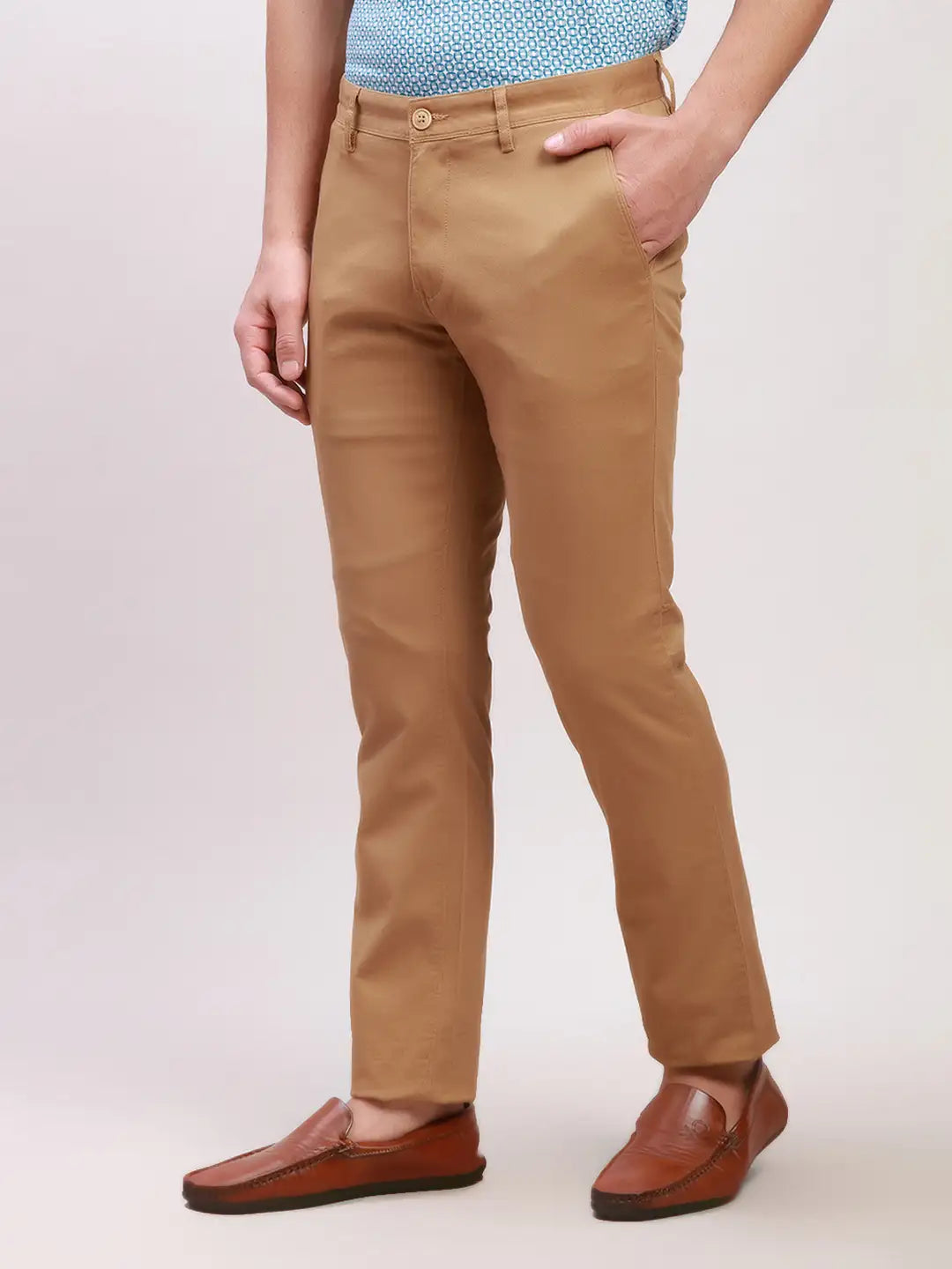 Parx Men Black Solid Lrt Fit Cotton Blend Trousers