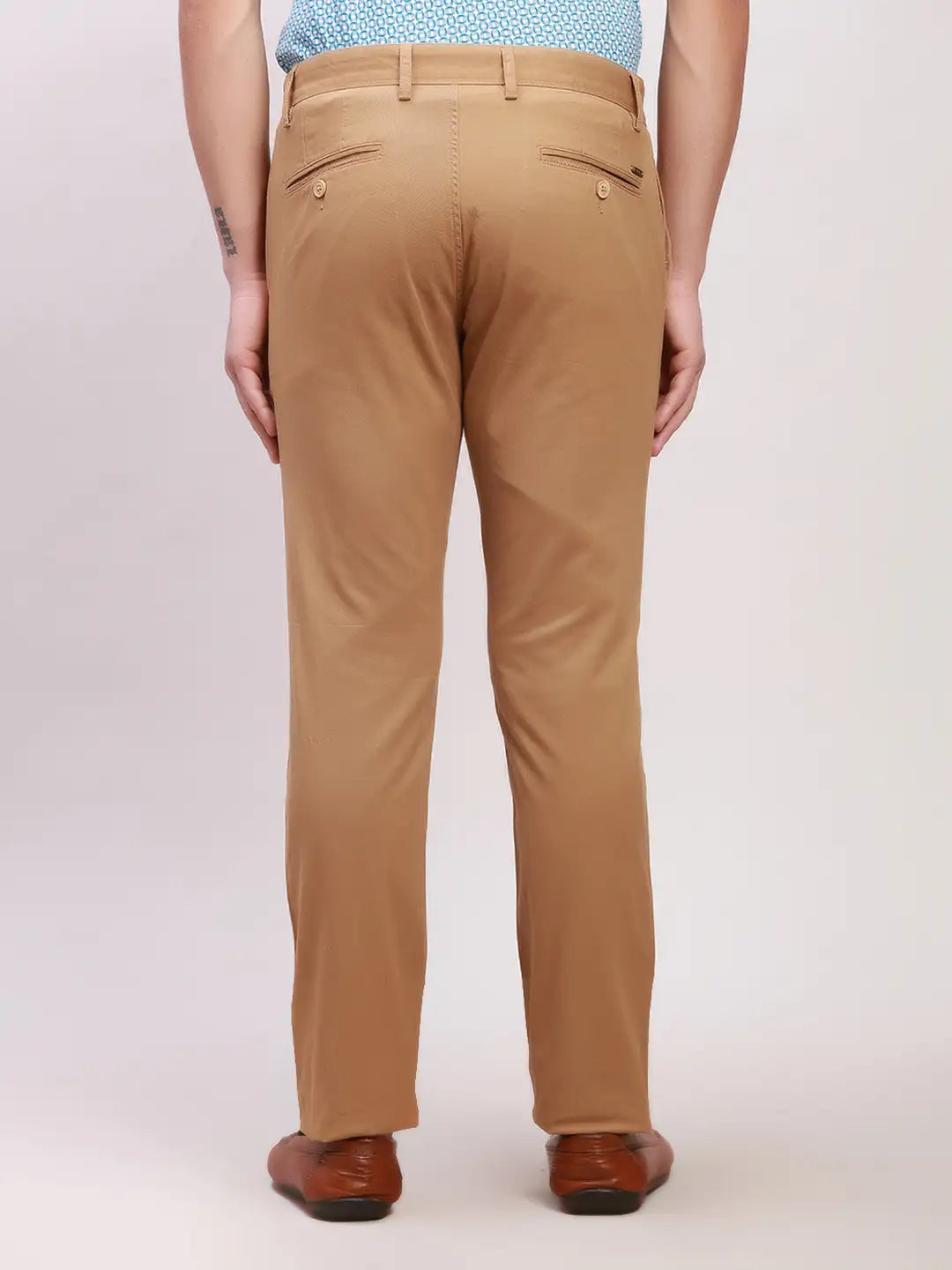 Parx Men Black Solid Lrt Fit Cotton Blend Trousers