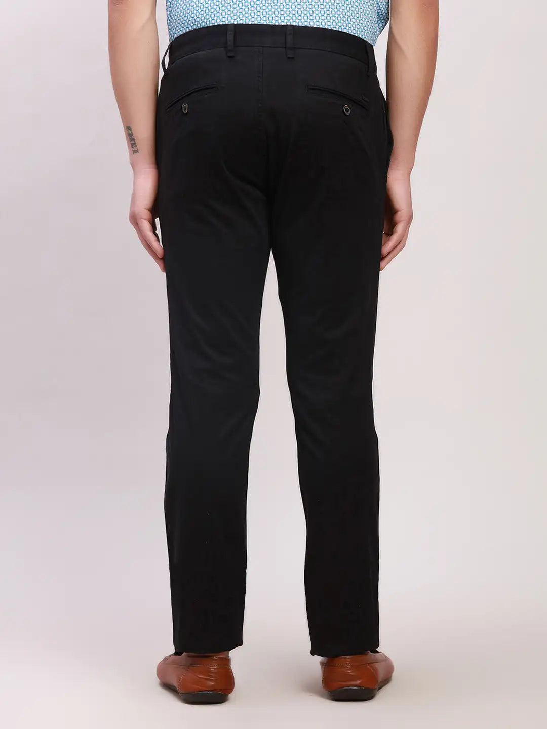 Parx Men Black Solid Lrt Fit Cotton Blend Trousers – MyRaymond