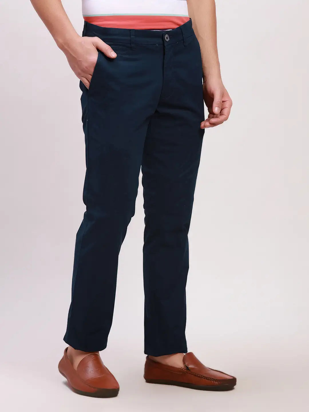 Parx Men Green Solid Lrt Cotton Blend Trousers