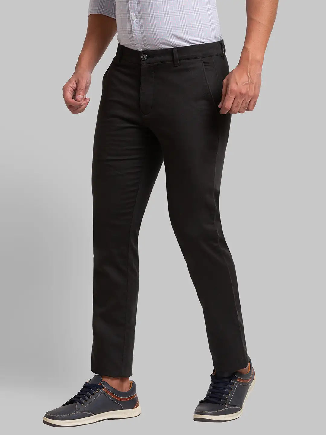 Men Tapered Fit Light Blue Trouser