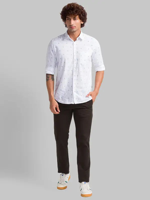 Men Low Rise Tapered Fit Blue Trouser
