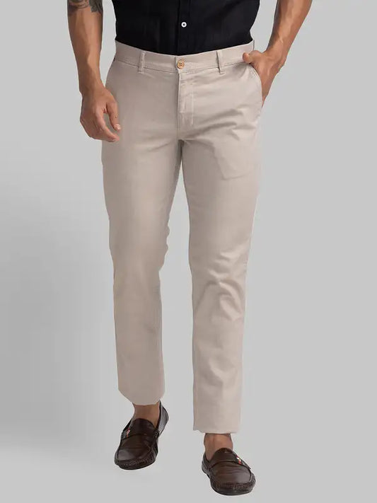 Men Low Rise Tapered Fit Fawn Trouser