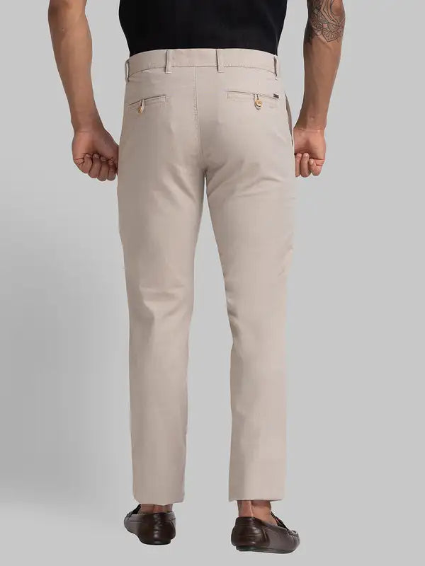 Men Low Rise Tapered Fit Fawn Trouser