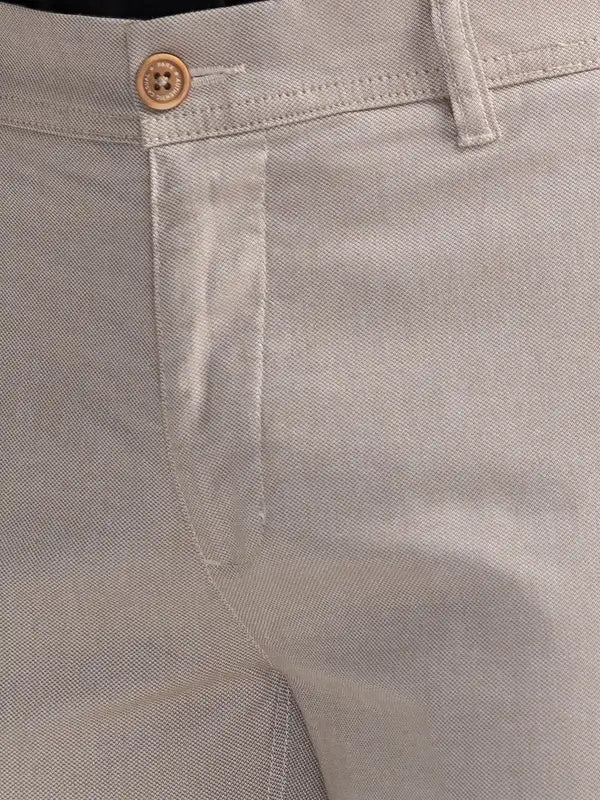 Men Low Rise Tapered Fit Fawn Trouser