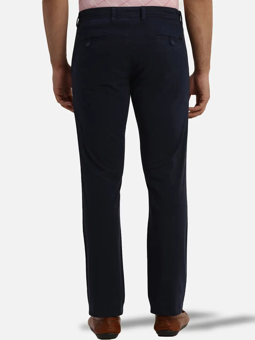 Men Low Rise Tapered Fit Grey Trouser