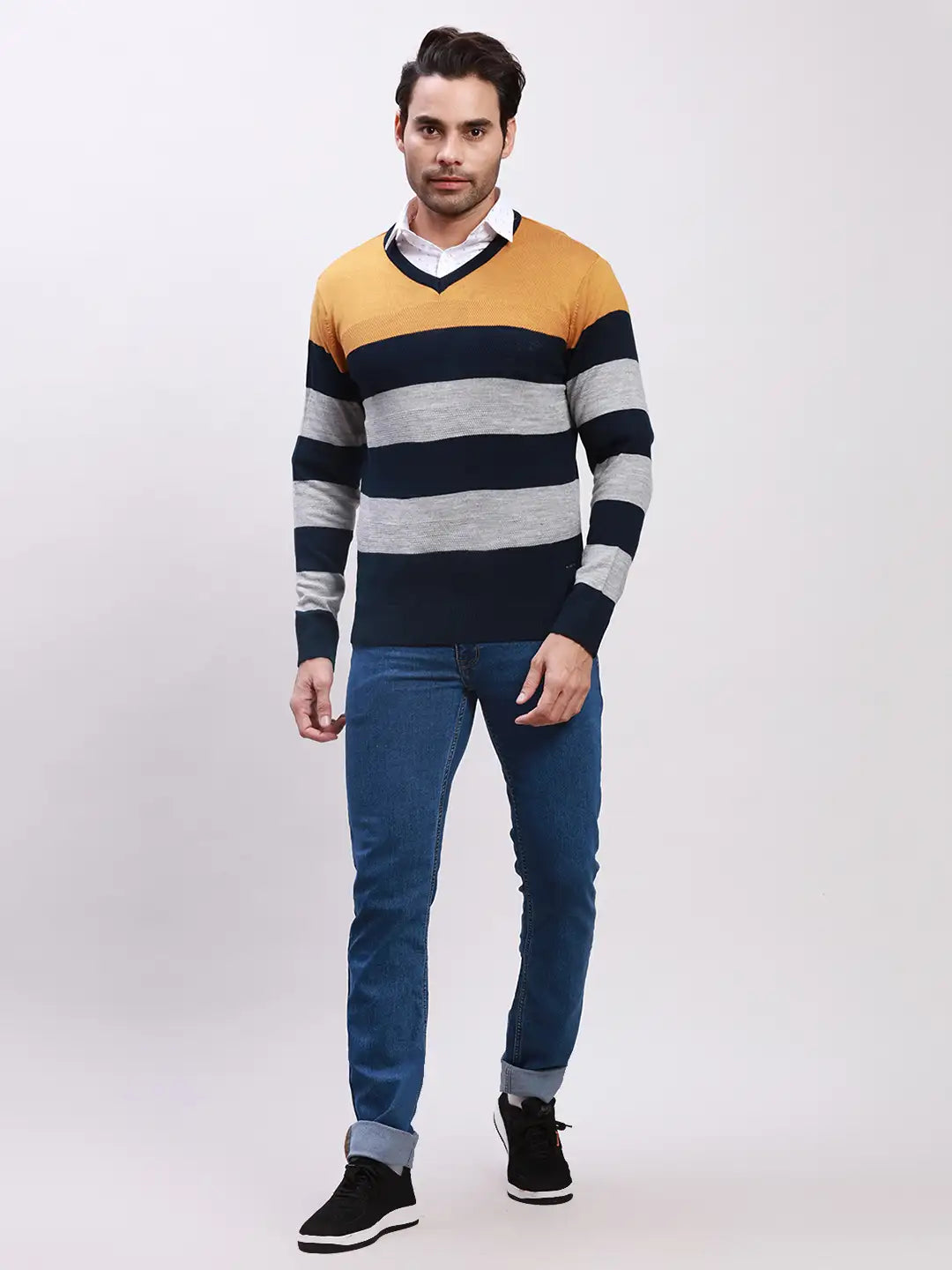 Parx Men Grey Solid Acrylic Full Sleeve V Neck Sweaters