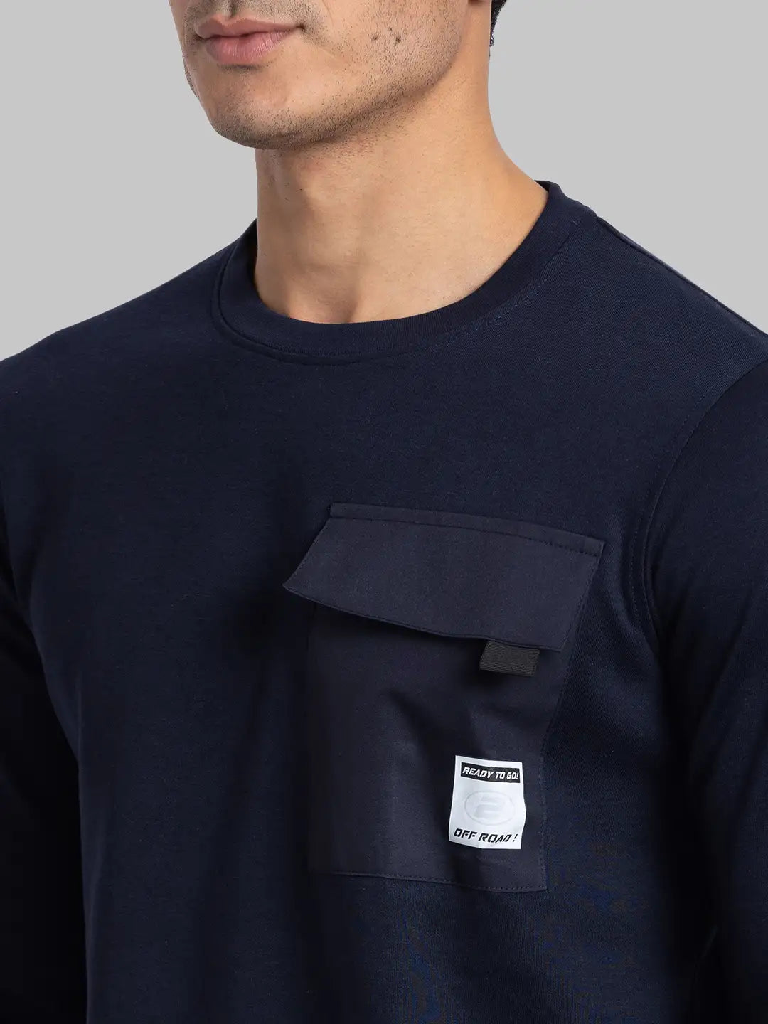 Men Green Regular Fit Solid Cotton Blend Sweatshirts