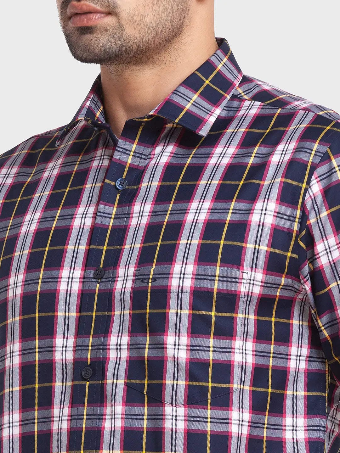 Men Blue Tailored Fit Checks Cotton Full Sleeve Shirts