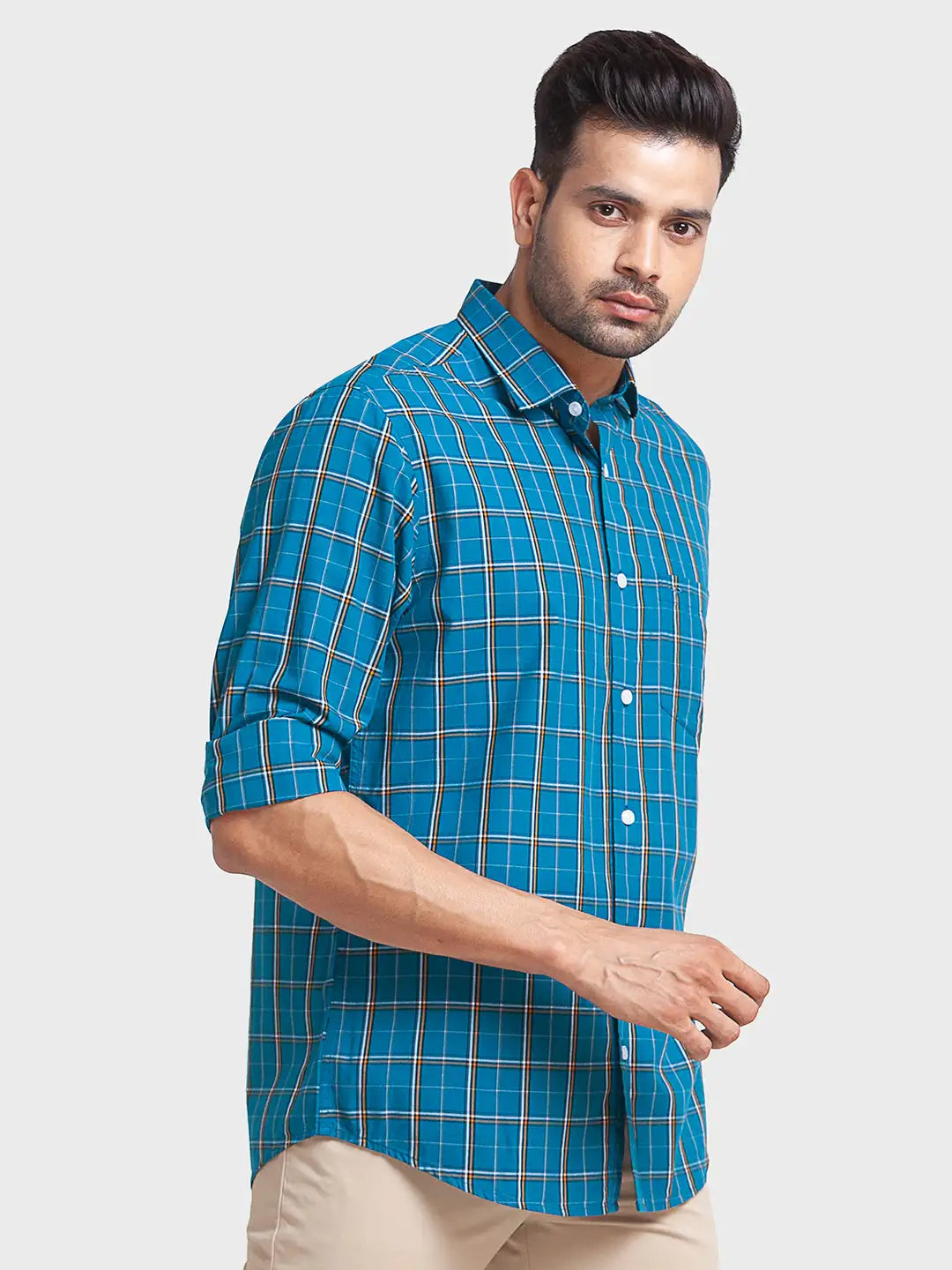 Men Petrol Tailored Fit Checks Cotton Blend Full Sleeve Shirts
