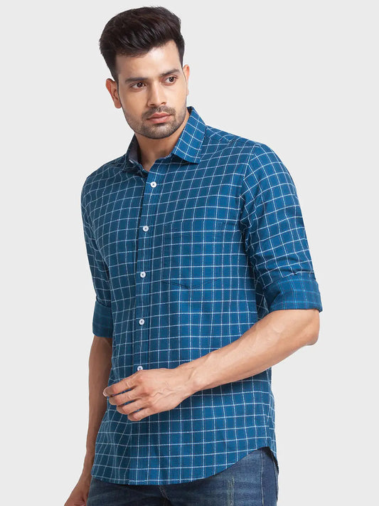 Men Blue Tailored Fit Checks Cotton Blend Full Sleeve Shirts