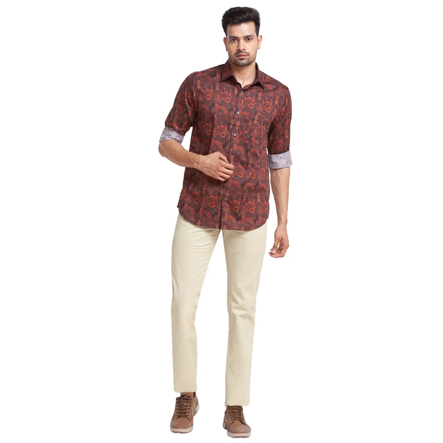 Men Fawn Contemporary Fit Solid Piece Dyed Cotton Blend Trouser