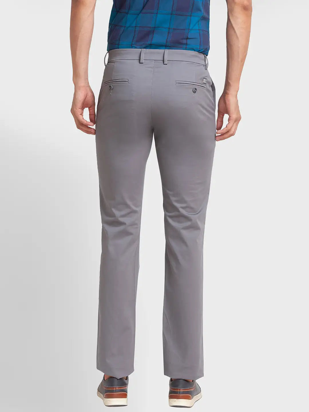 Men Grey Contemporary Fit Solid Piece Dyed Cotton Blend Trouser