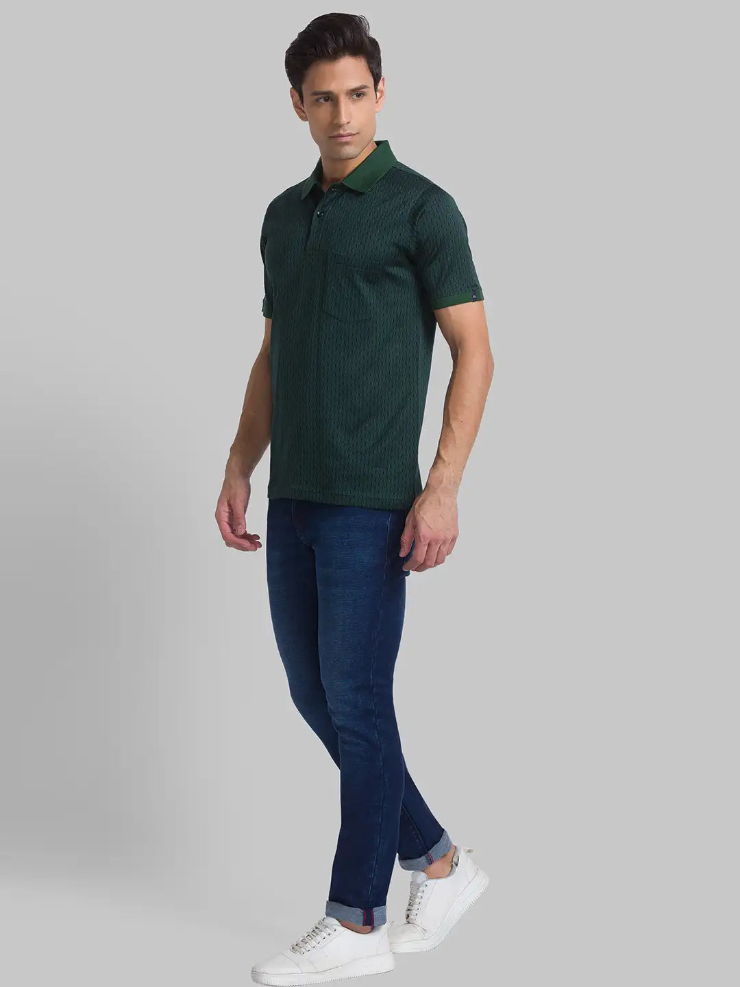 Men Green Contemporary Fit Jacquard Cotton Polo T-Shirt