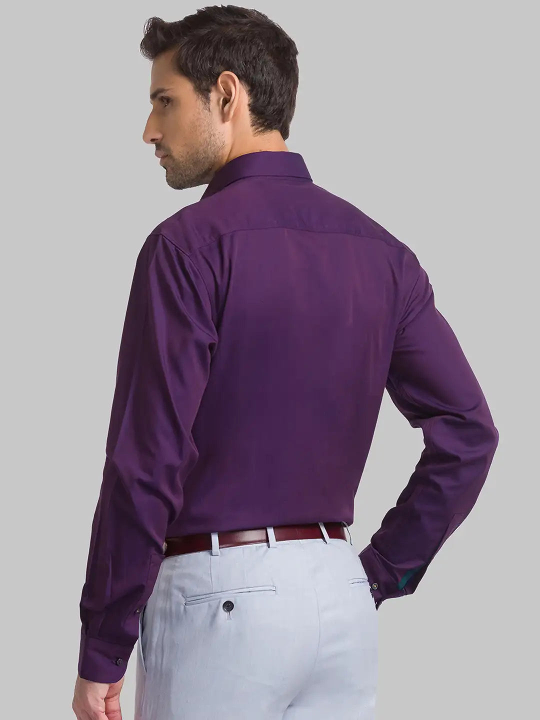 Men Violet Slim Fit Solid Cotton Shirts