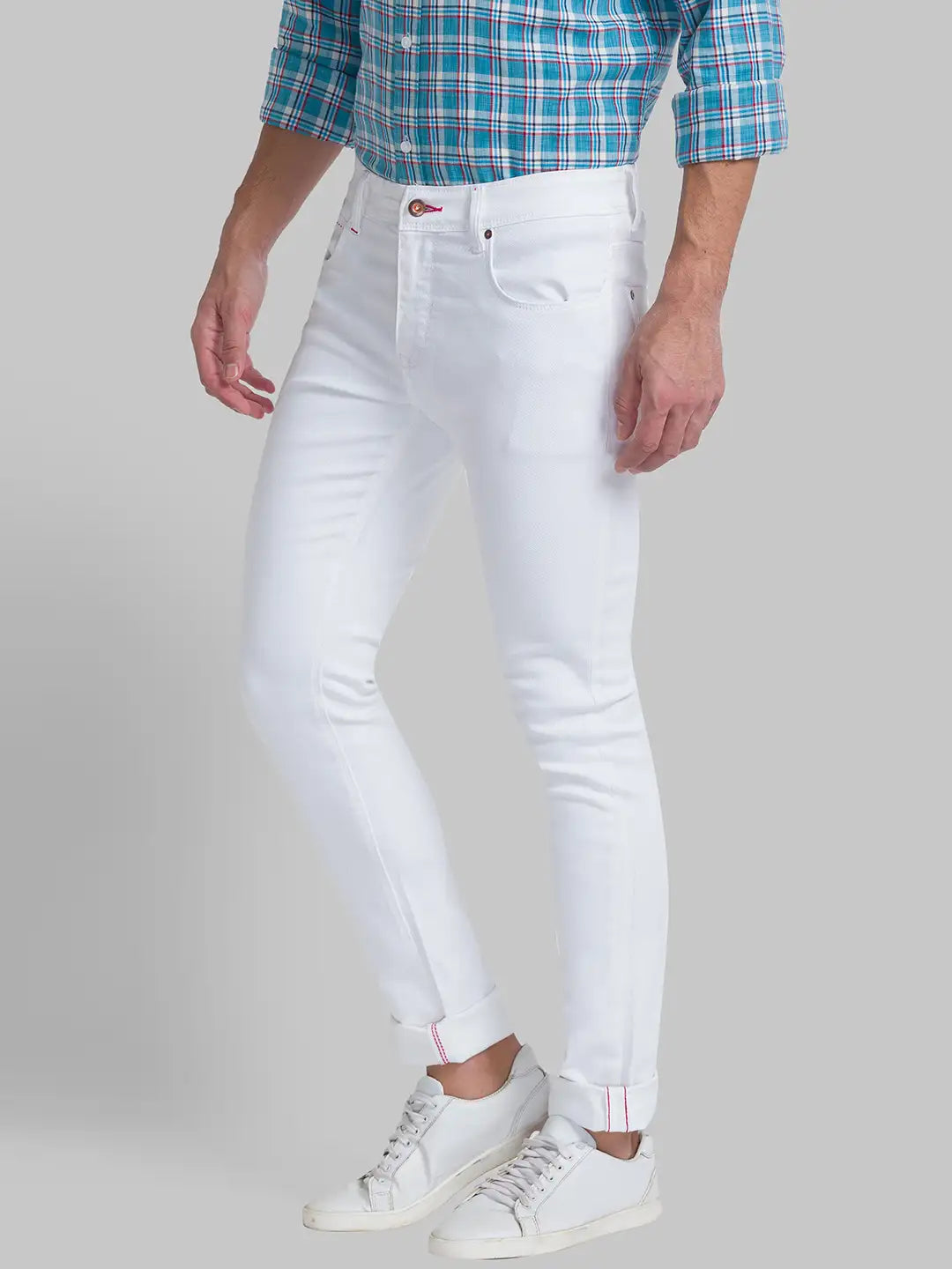 Men White Slim Fit Solid Cotton Blend Jeans
