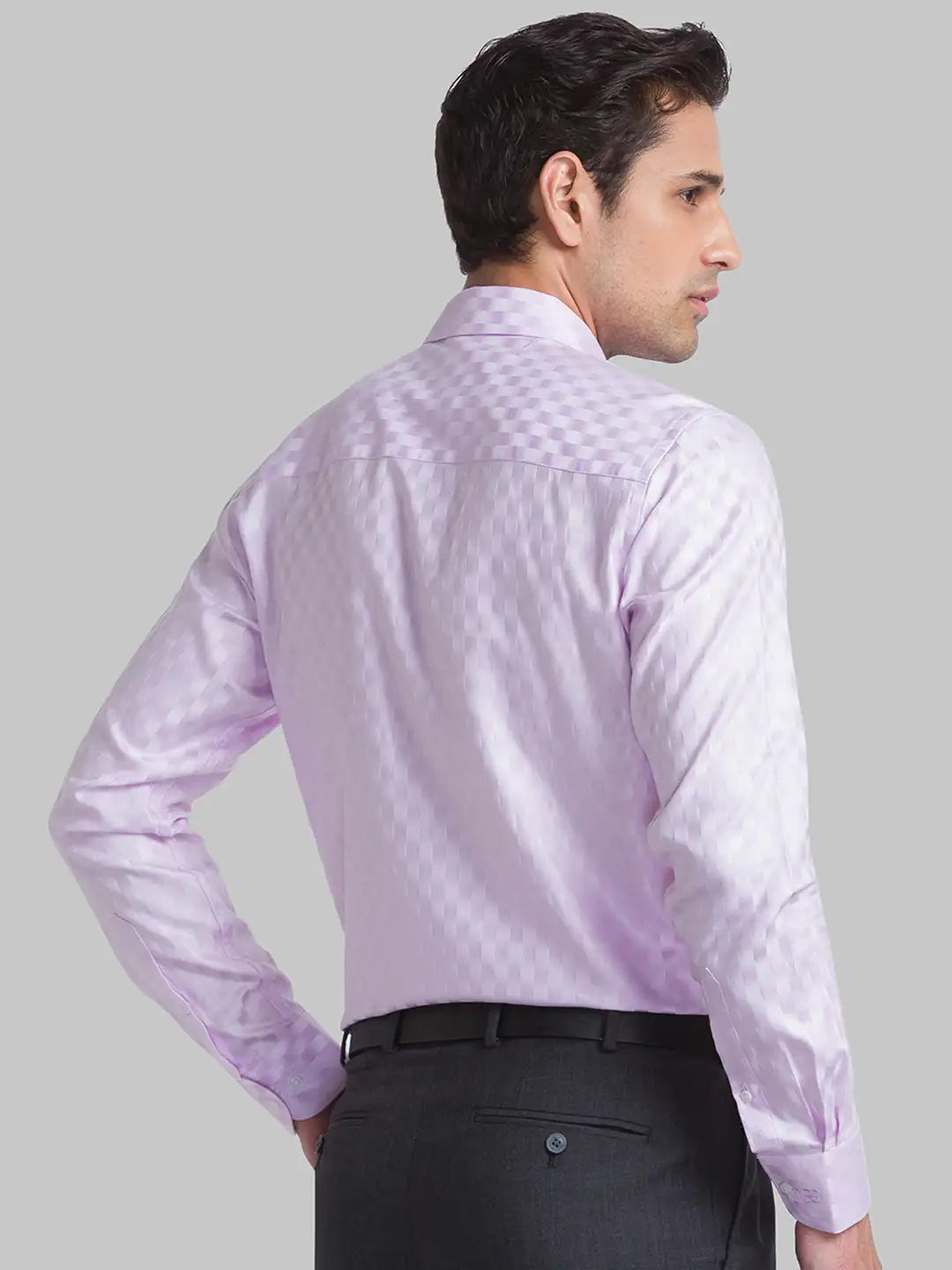 Men Red Contemporary Fit Structure Cotton Blend Cutaway Collar Shirts