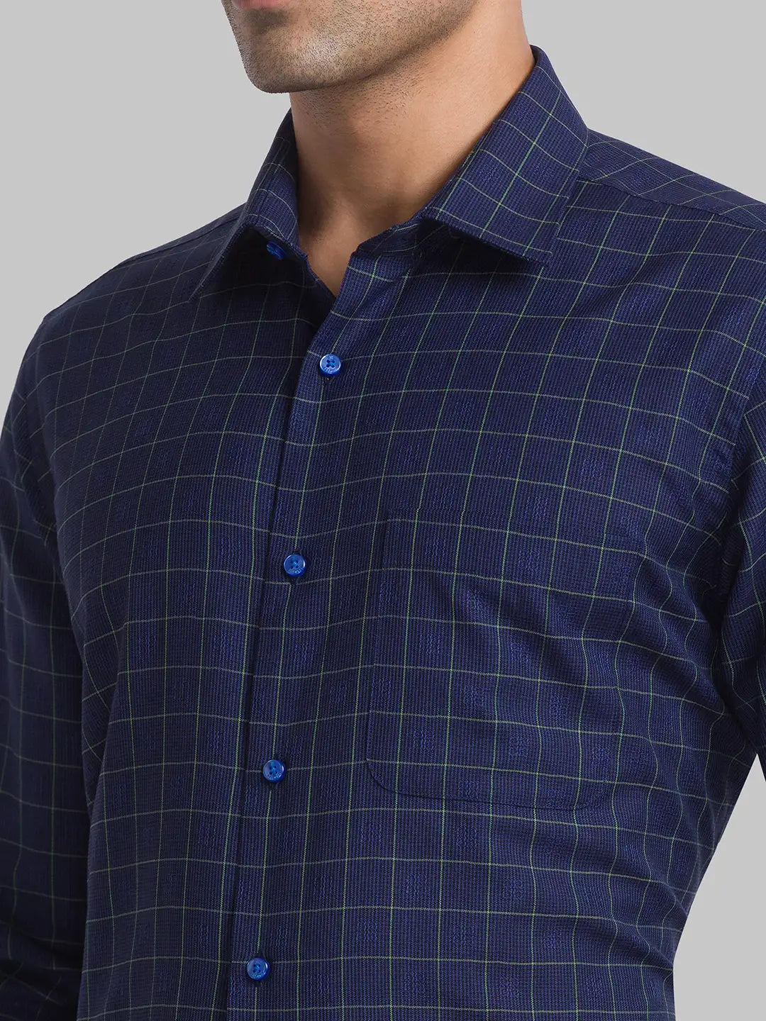 Men Blue Contemporary Fit Checks Cotton Blend Cut Collar Shirts