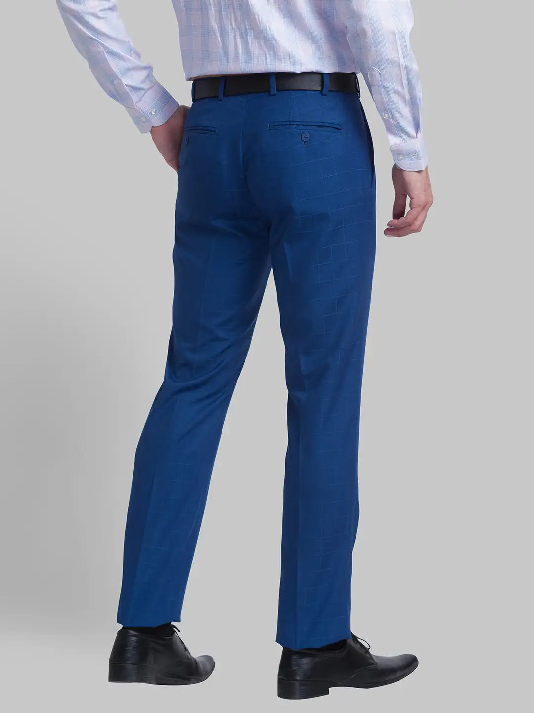 Men Blue Contemporary Fit Checks Polyester Blend Trouser