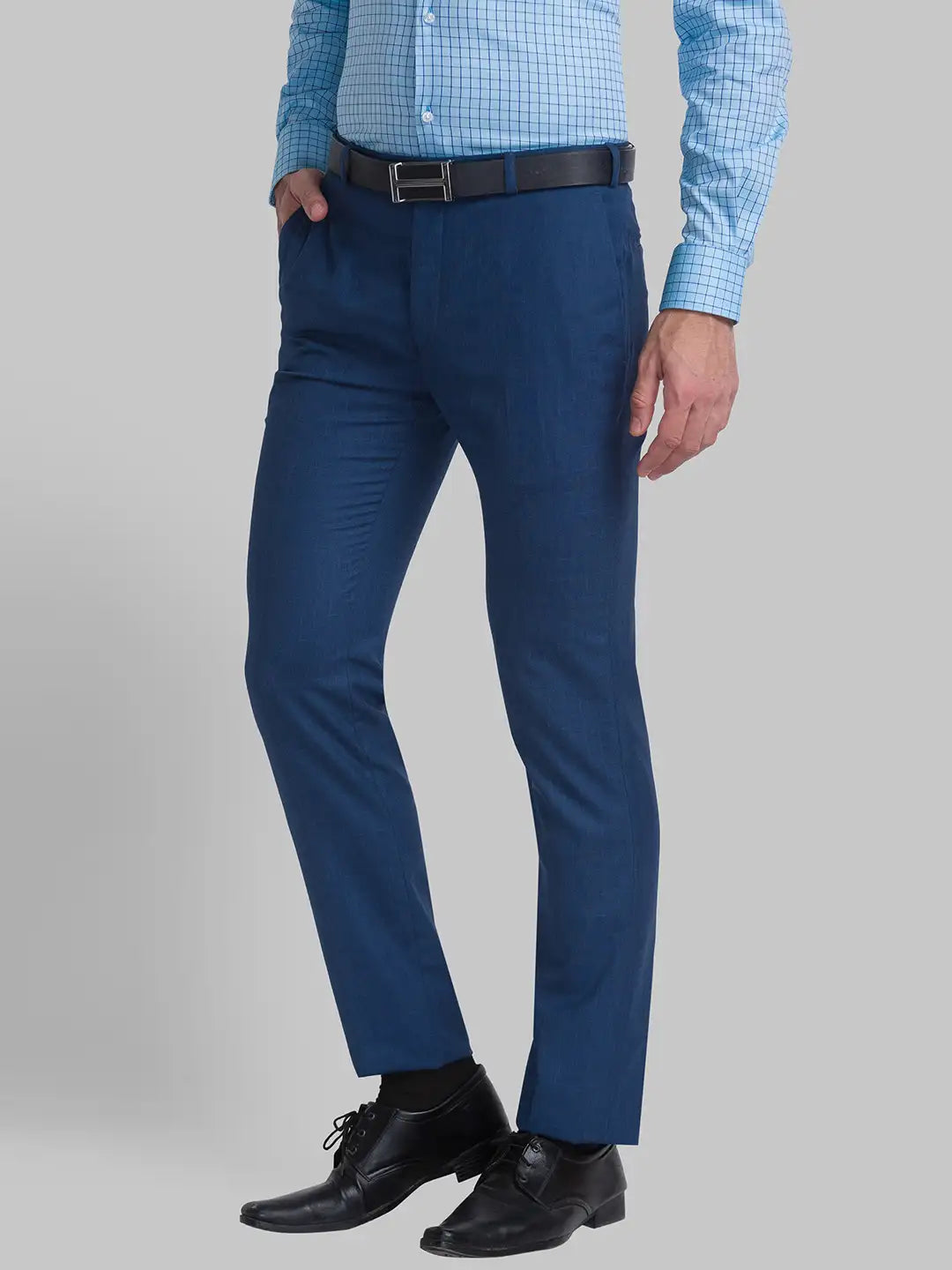 Men Blue Contemporary Fit Checks Polyester Blend Trouser