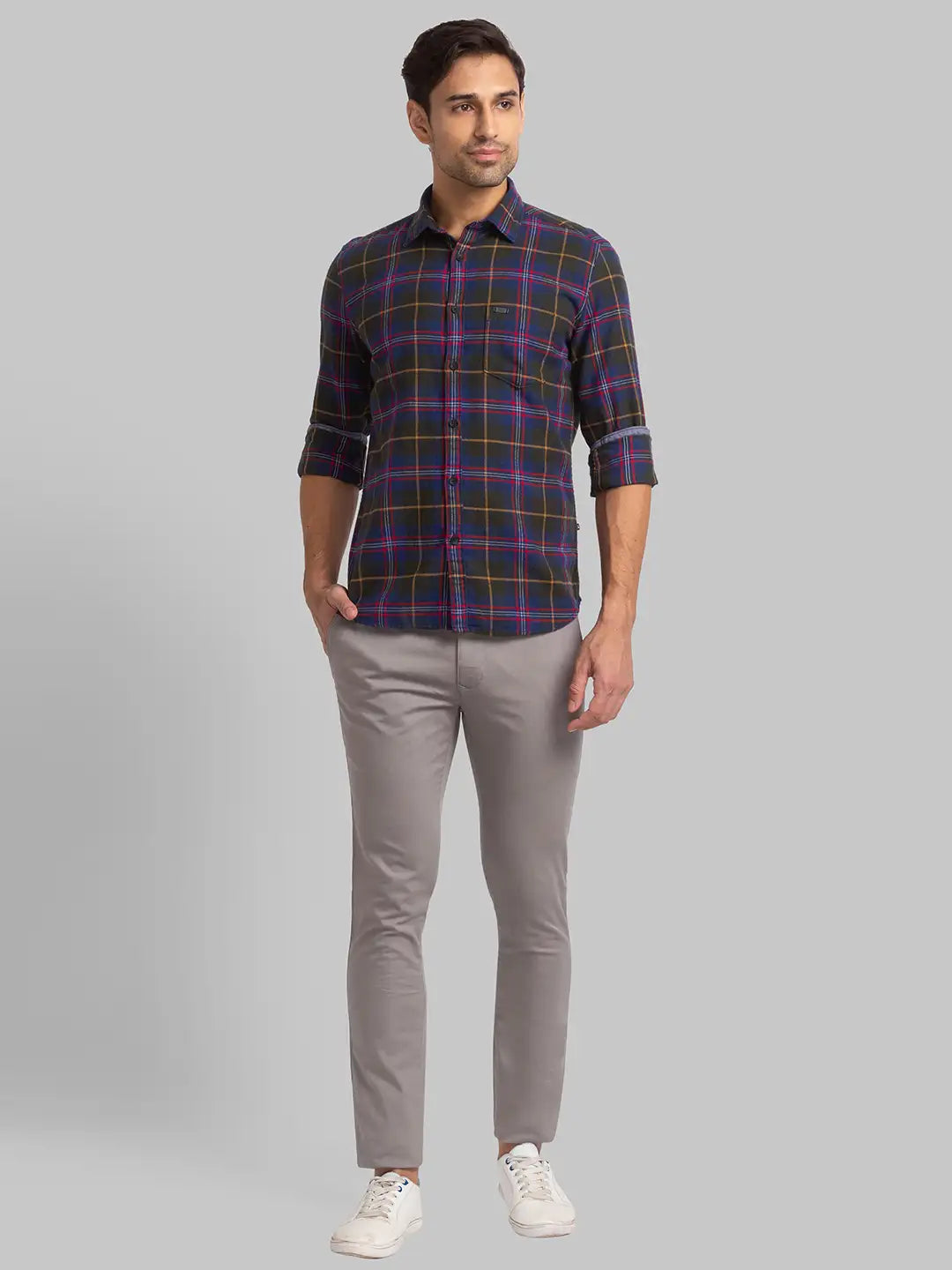 Men Green Slim Fit Checks Cotton Full Sleeve Shirts
