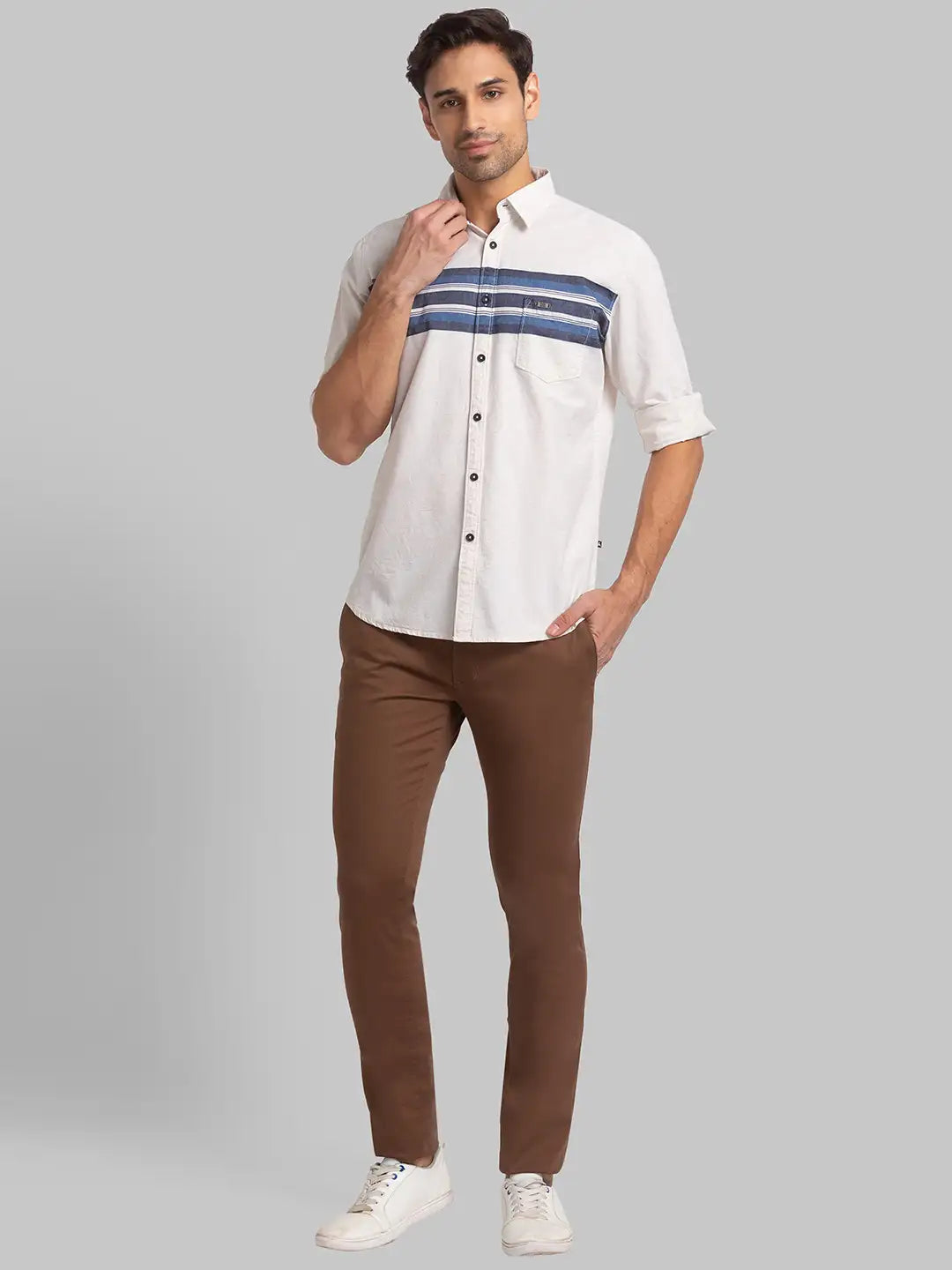 Parx Men Blue Engineered Slim Fit Cotton Shirt