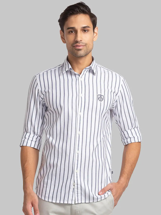 Men White Slim Fit Checks Cotton Full Sleeve Shirts