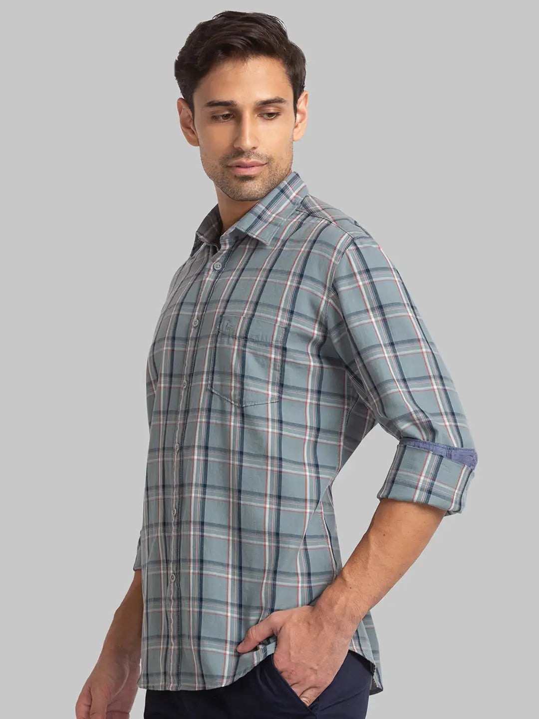 Men Grey Slim Fit Checks Cotton Full Sleeve Shirts