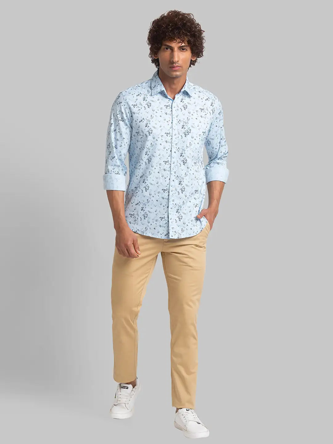 Parx Men Blue Printed Slim Fit Cotton Full Sleeve Cut Away Collar Shirt