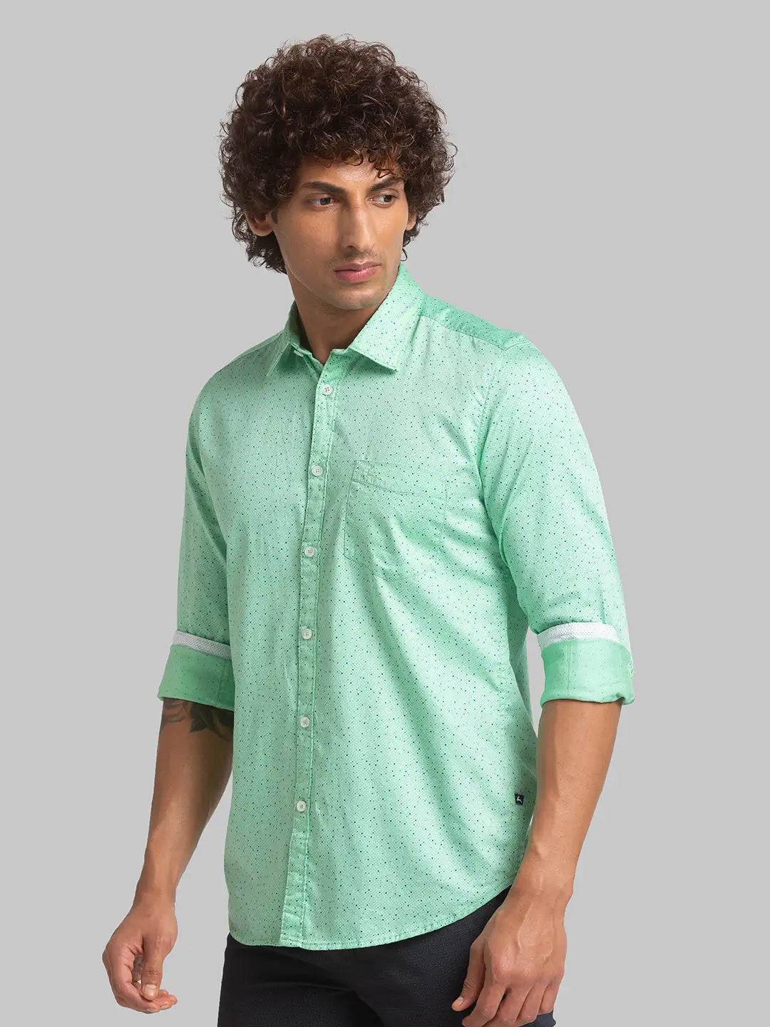 Parx Men Green Print Slim Fit Cotton Full Sleeve Cutaway Collar Shirt