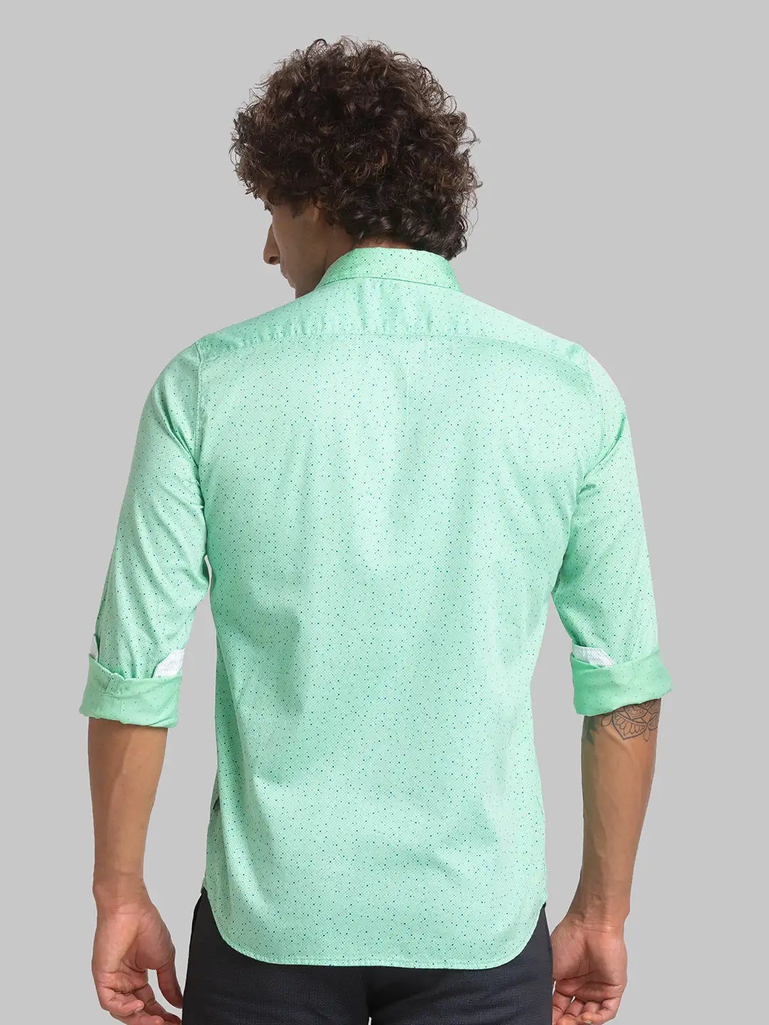 Parx Men Green Print Slim Fit Cotton Full Sleeve Cutaway Collar Shirt