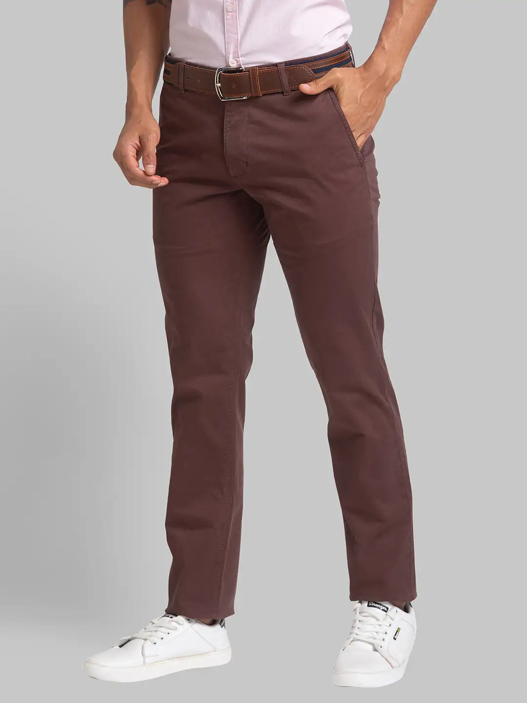 Men Brown Low Rise Tapered Fit Solid Cotton Blend Trouser