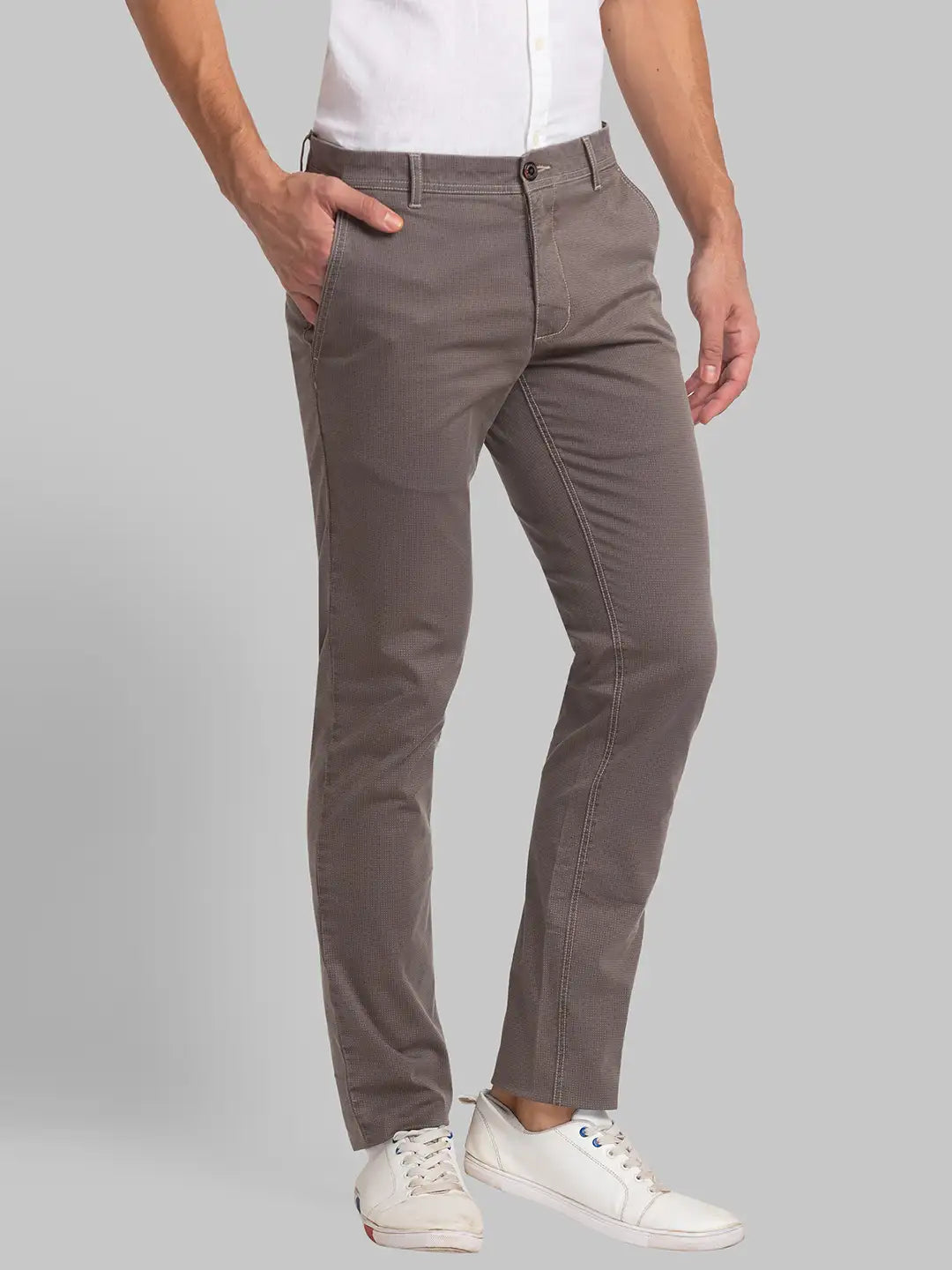 Men Grey Low Rise Tapered Fit Print Cotton Blend Trouser