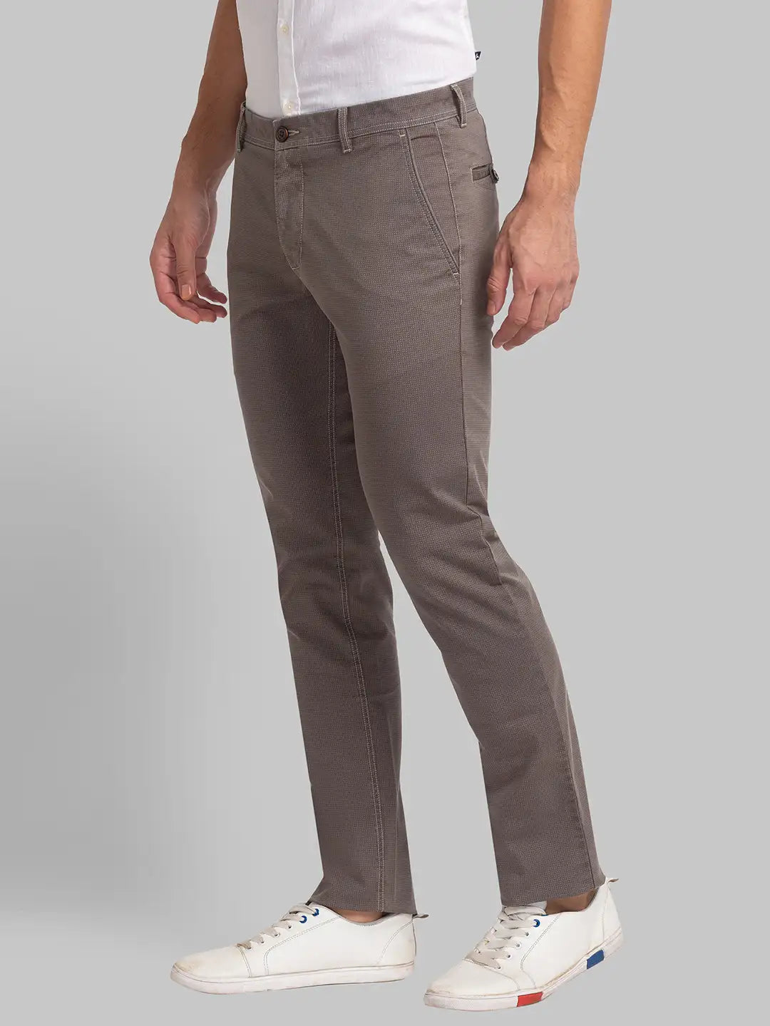 Men Grey Low Rise Tapered Fit Print Cotton Blend Trouser