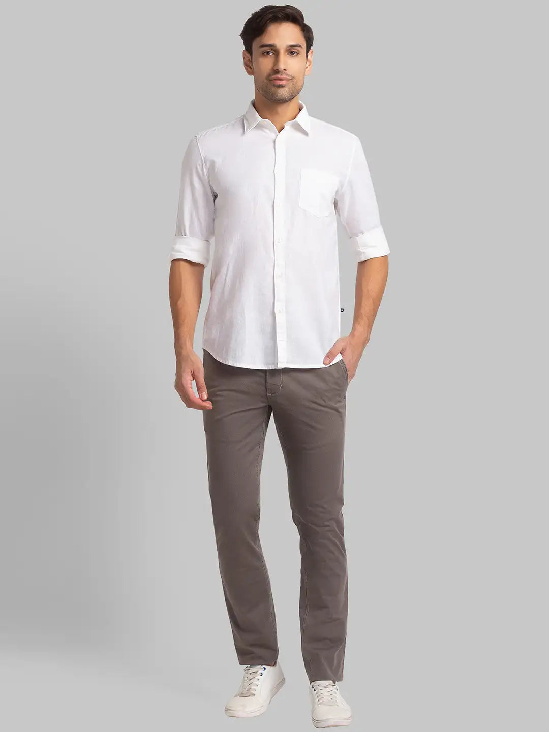 Men Grey Low Rise Tapered Fit Print Cotton Blend Trouser